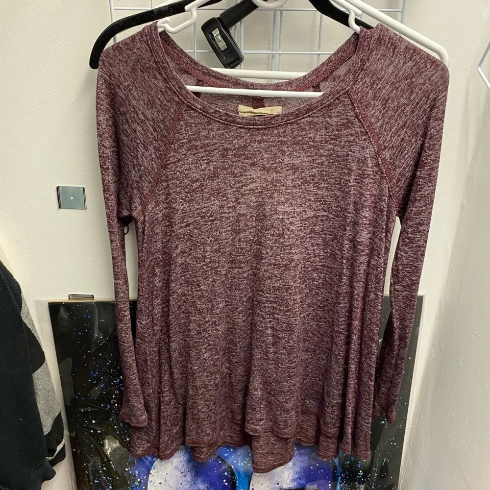 Hollister size medium shirt y2k twilight maroon
